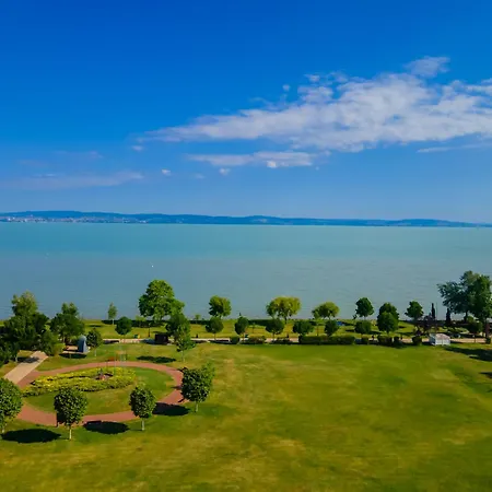 Sunshine Blue Lägenhet Zamárdi