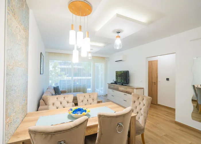 Sunshine Blue Apartment Zamardi