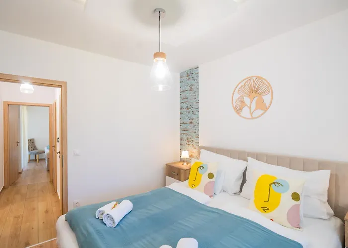 Sunshine Blue Zamárdi